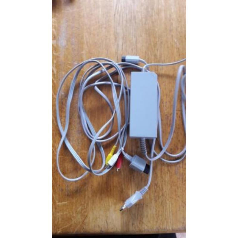 Zolderopruiming: Nintendo wii + spelletjes!!