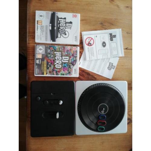 Wii Dj hero 1 + 2 + draaitafel