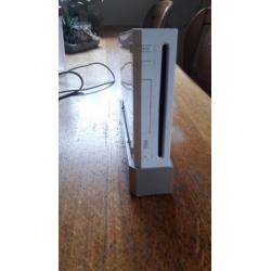 Zolderopruiming: Nintendo wii + spelletjes!!