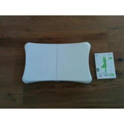 Wii met 2 controllers en games super compleet!