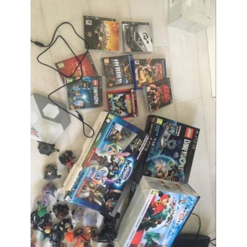 PlayStation 3 joystick 2 stuks, games, poppetjes